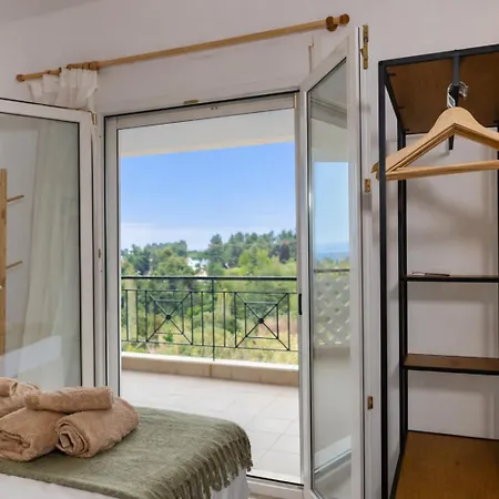 Horizon Panoramic Sea & Forest View Apartment Kriopigi